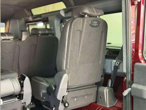 Land Rover Defender X-dynamic Hse Mhev Black #44