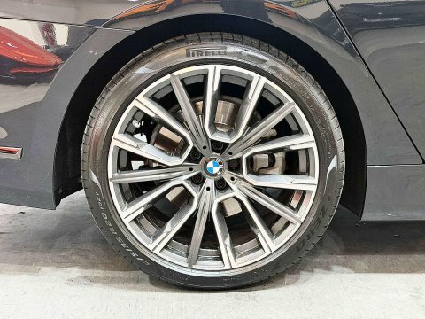 BMW 7 Series Saloon Black #34