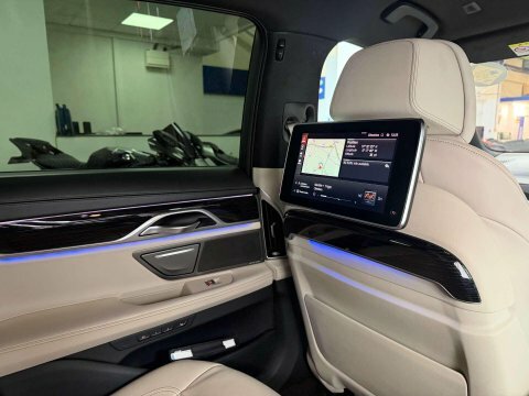 BMW 7 Series Saloon Black #51