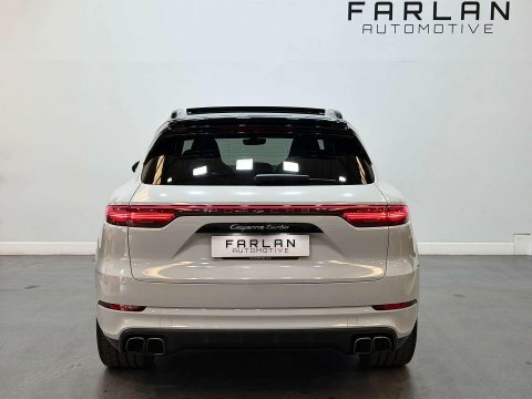Porsche Cayenne 3.0 L V6 Platinum Edition E-hybrid A 4Wd #21