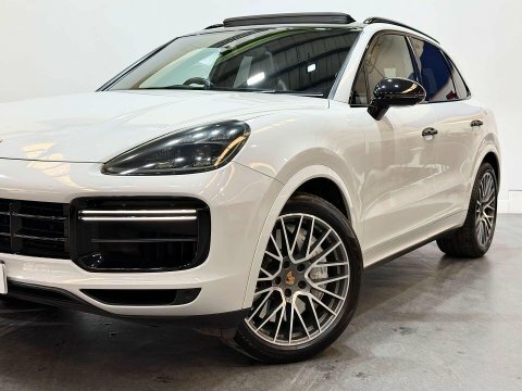 Porsche Cayenne 3.0 L V6 Platinum Edition E-hybrid A 4Wd #15