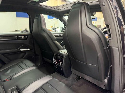 Porsche Cayenne 3.0 L V6 Platinum Edition E-hybrid A 4Wd #39