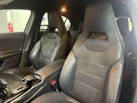 Mercedes-Benz A Class A35 Amg Premium Plus 4Matic White #5