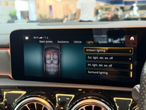 Mercedes-Benz A Class A35 Amg Premium Plus 4Matic White #44