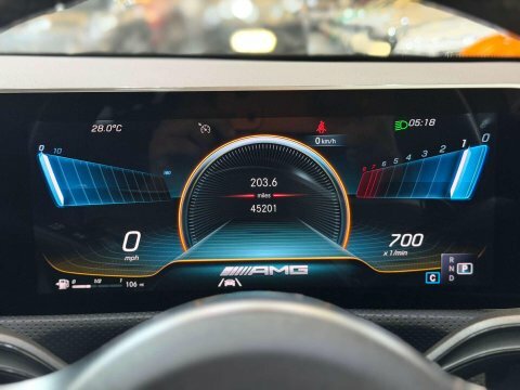 Mercedes-Benz A Class A35 Amg Premium Plus 4Matic White #32