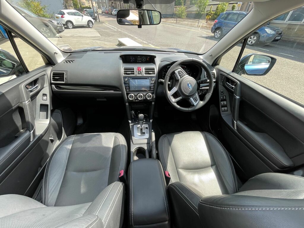 Subaru Forester 2.0D Xc Silver #13