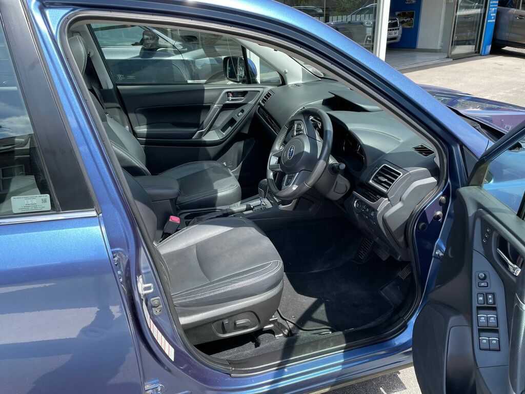 Subaru Forester 2.0D Xc Silver #14
