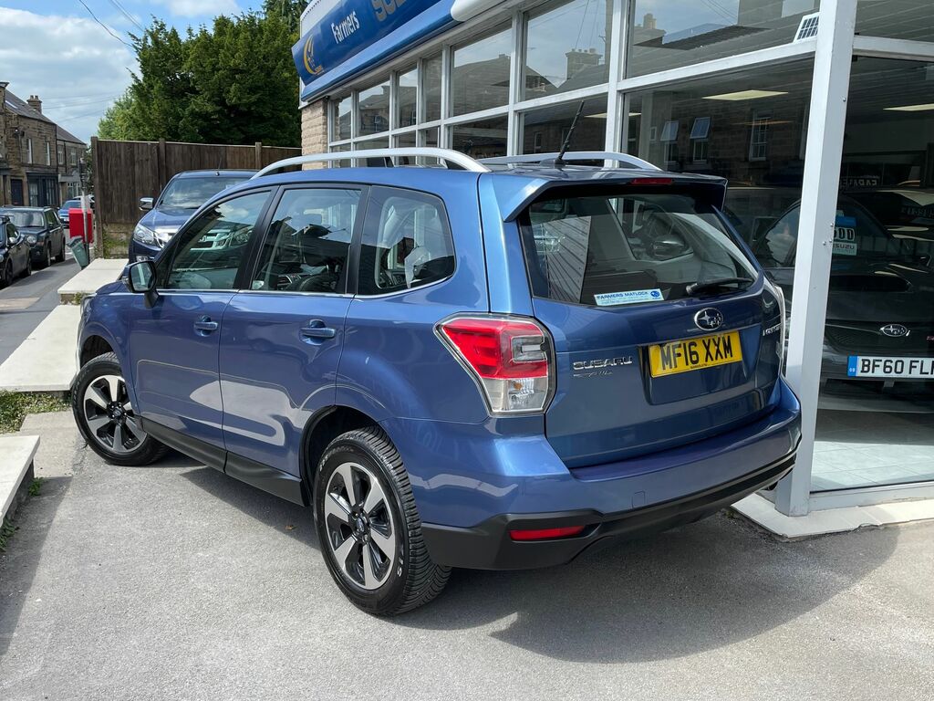 Subaru Forester 2.0D Xc Silver #10