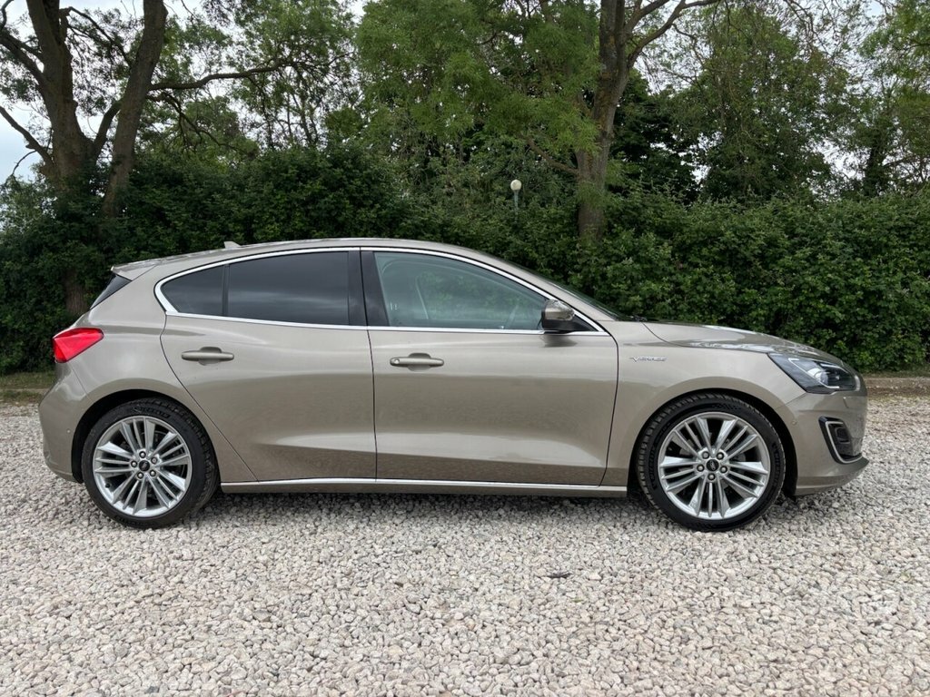 Ford Focus 1.5L Vignale Silver #2