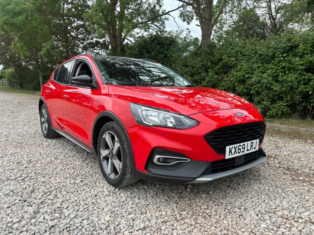 Ford Focus Hatchback Red