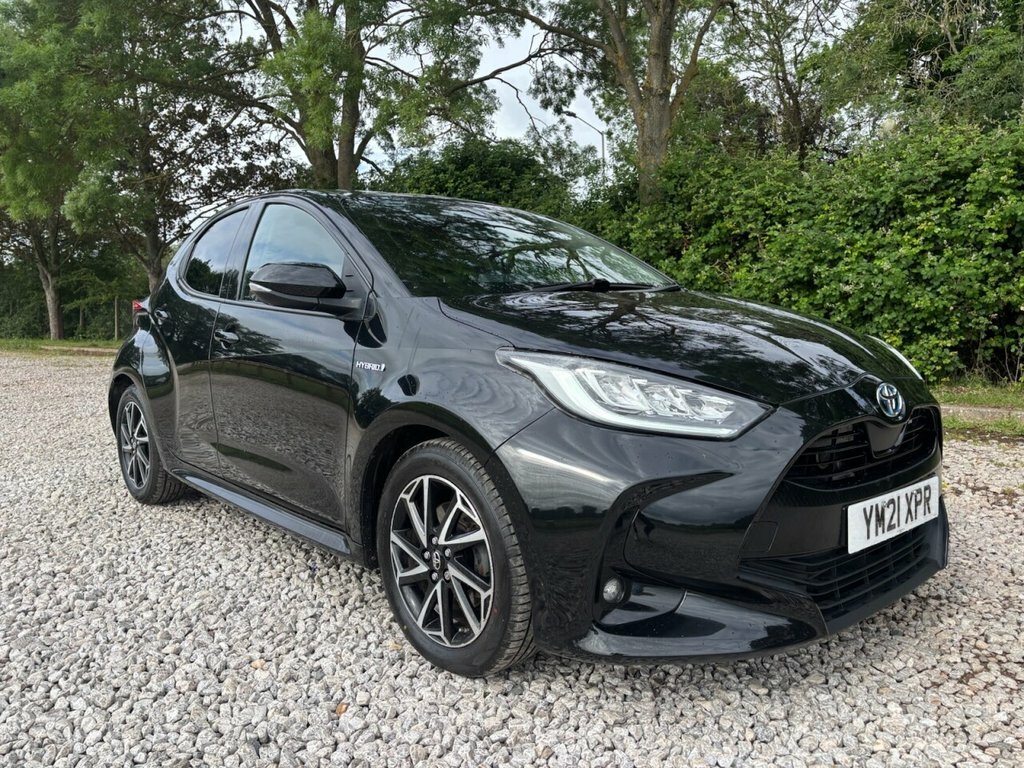 Toyota Yaris 1.5L Design YM21XPR Black #3