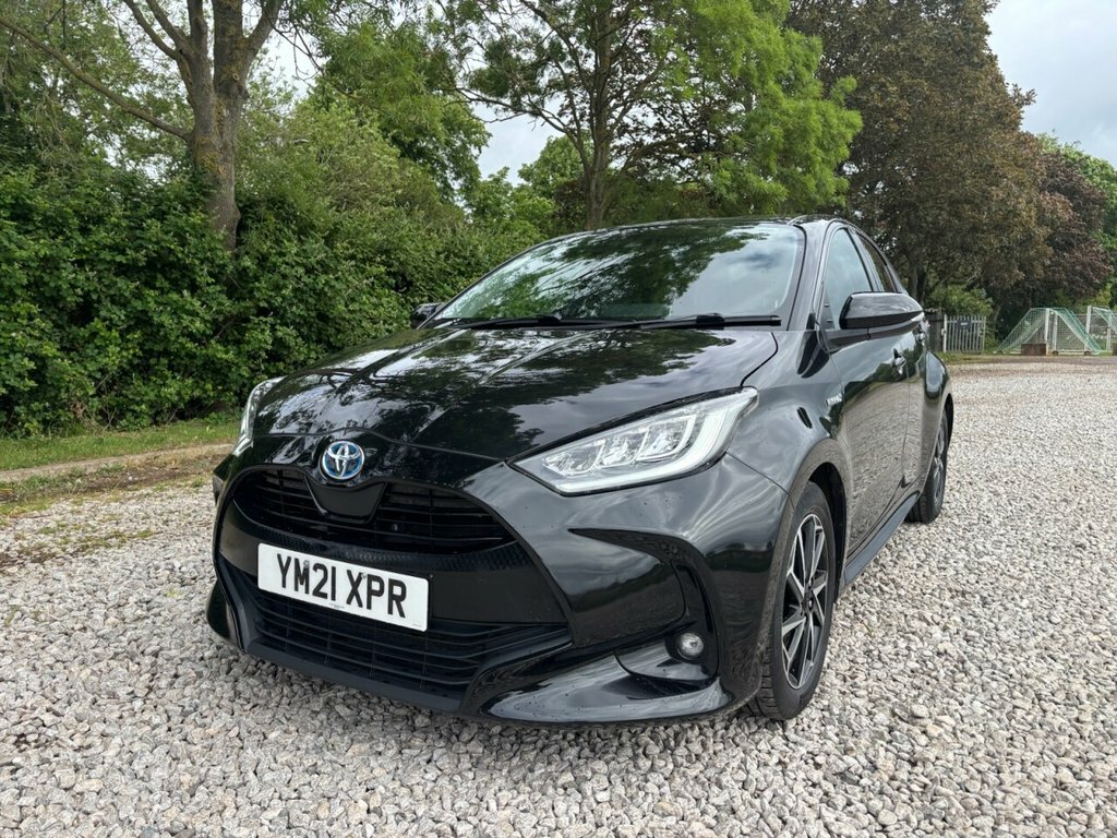 Toyota Yaris 1.5L Design YM21XPR Black #6