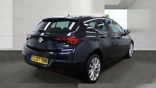 Vauxhall Astra 1.4L Se LL67YHN Blue #4