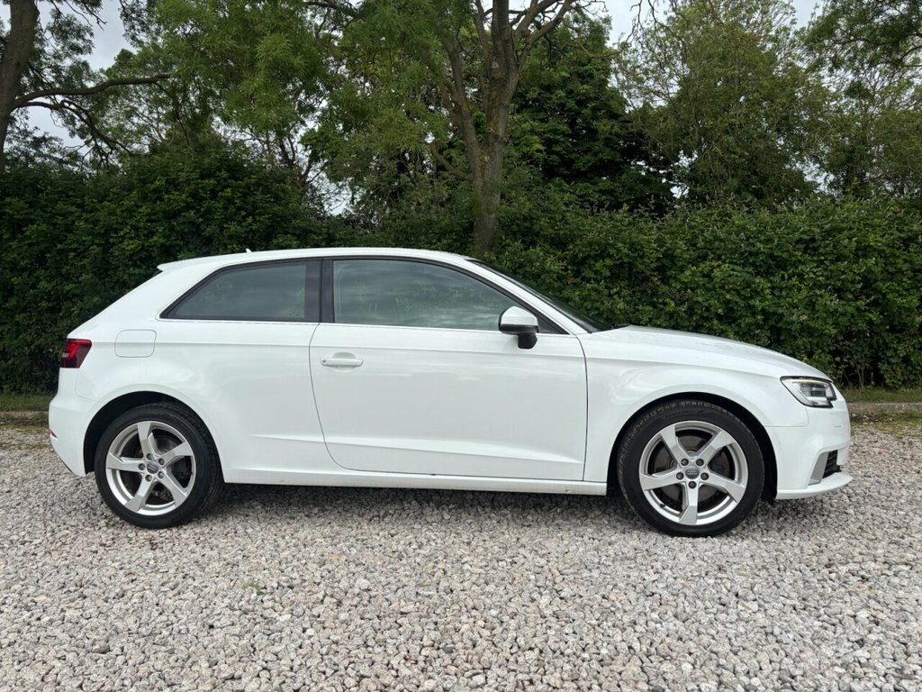 Audi A3 2L Sport FF16DTU White #2
