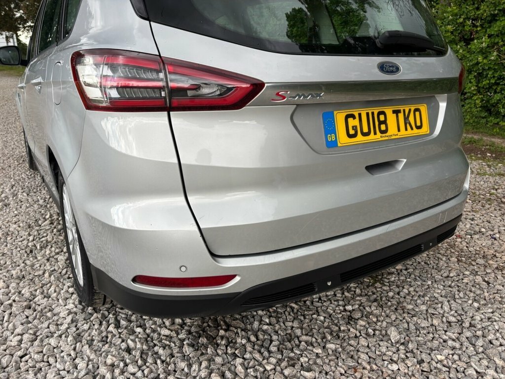 Ford S-Max Titanium Black #10