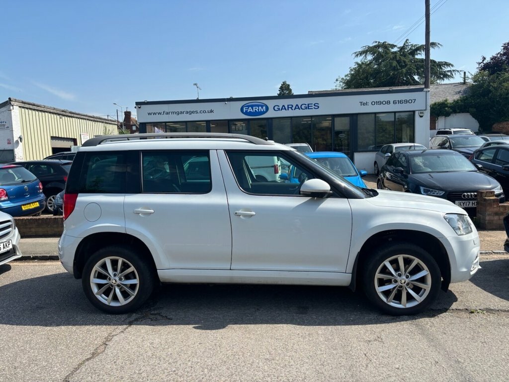 Skoda Yeti 1.2L Se WD16OHB White #2