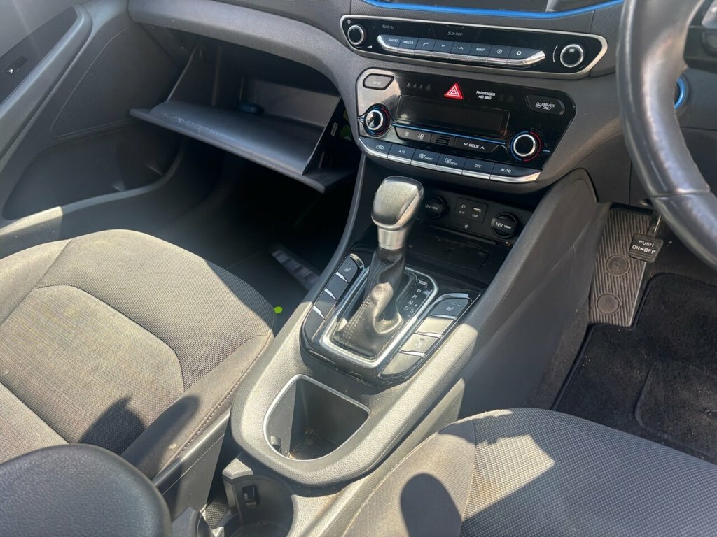 Hyundai Ioniq Premium Se Grey #12