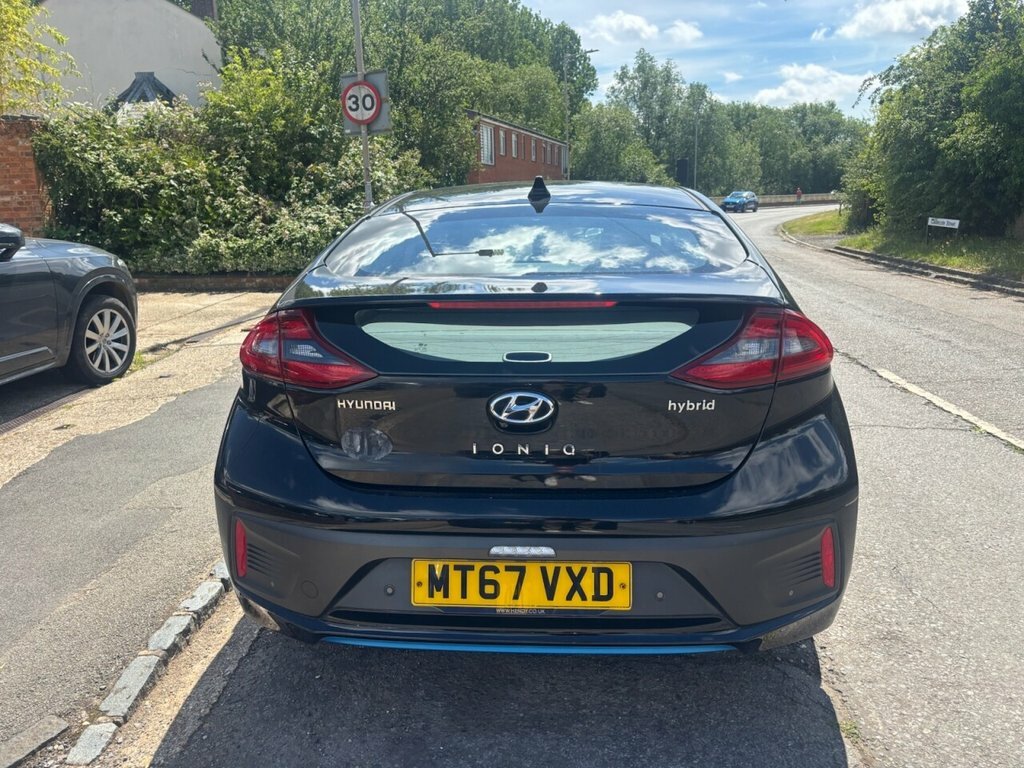 Hyundai Ioniq 1.6L Premium Black #3