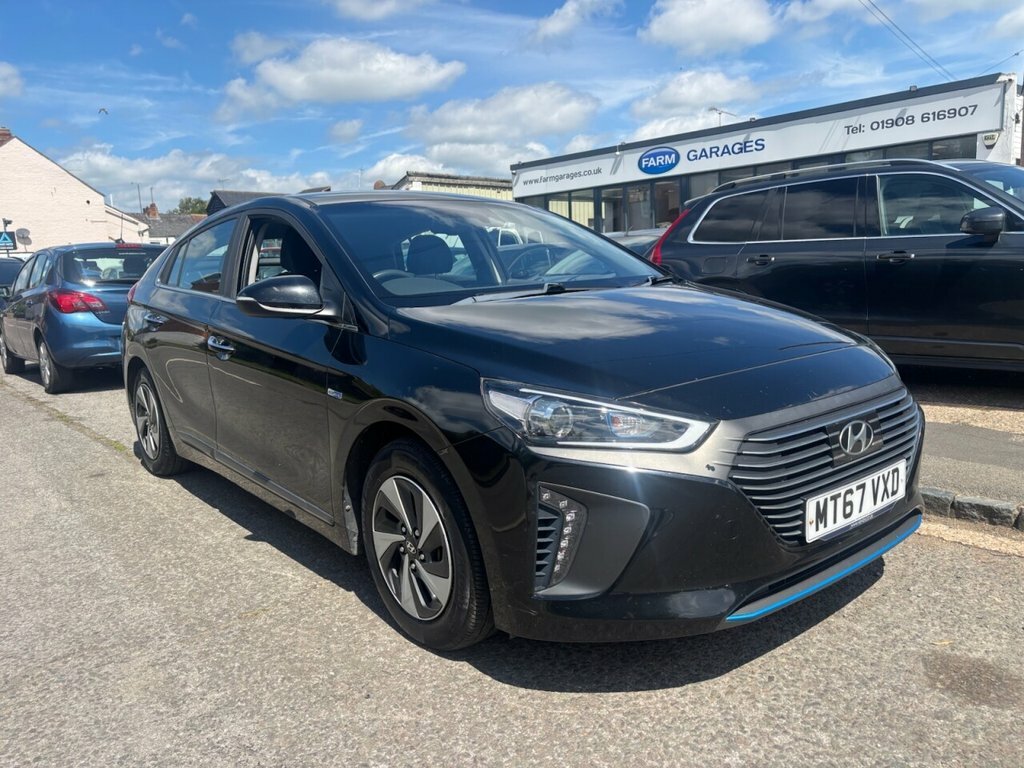Hyundai Ioniq 1.6L Premium Black #4