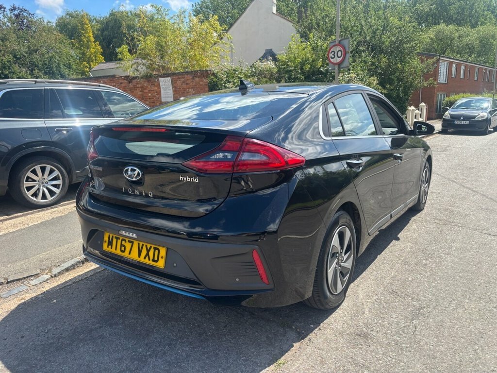 Hyundai Ioniq 1.6L Premium Black #6