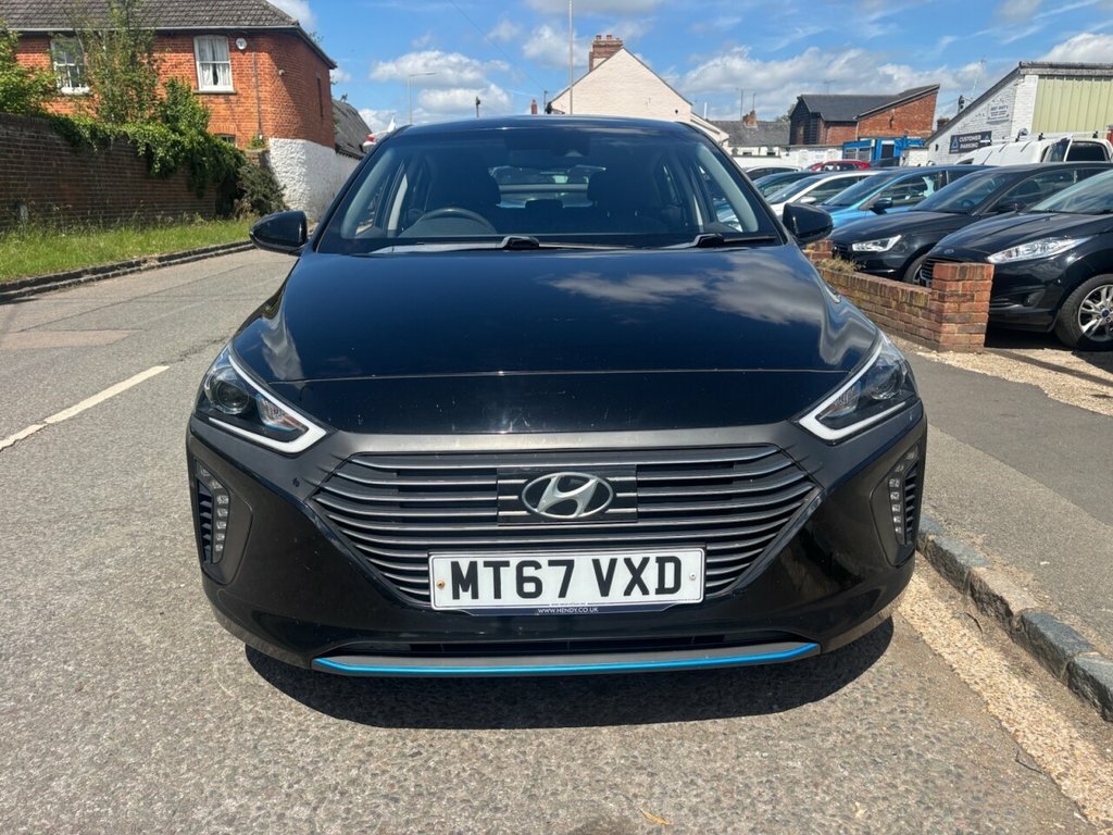 Hyundai Ioniq 1.6L Premium Black #5