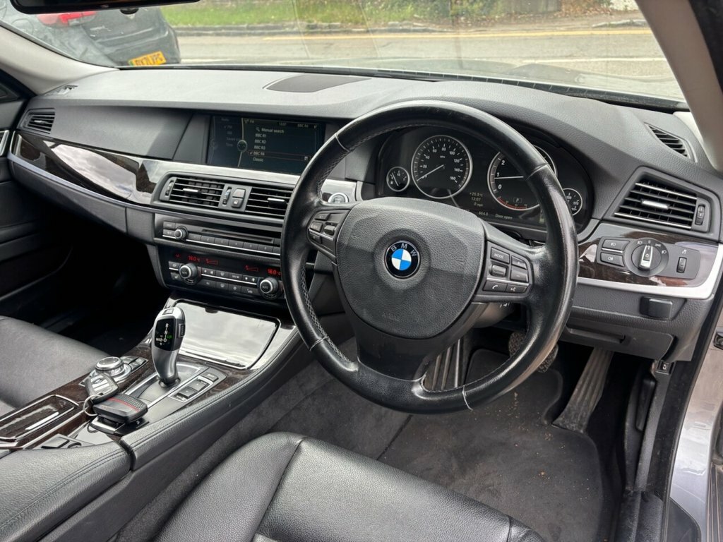 BMW 5 Series  White #10