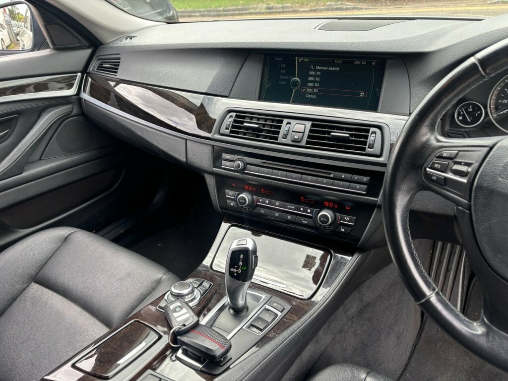 BMW 5 Series  White #8