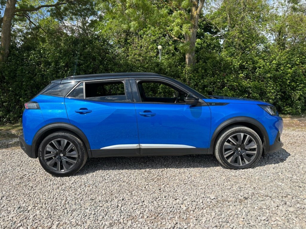 Peugeot e-2008 Suv Blue #2