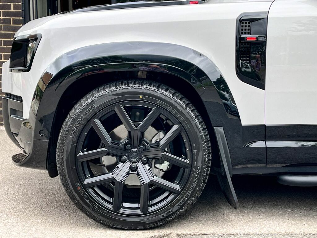 Land Rover Defender 110 Octa 29 Grey #31