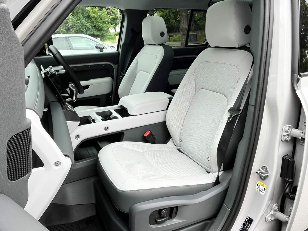 Land Rover Defender 110 Octa 29 Grey #8
