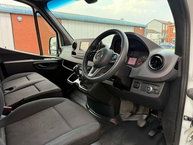 Mercedes-Benz Sprinter Sprinter 315 Progressive Cdi Silver #9