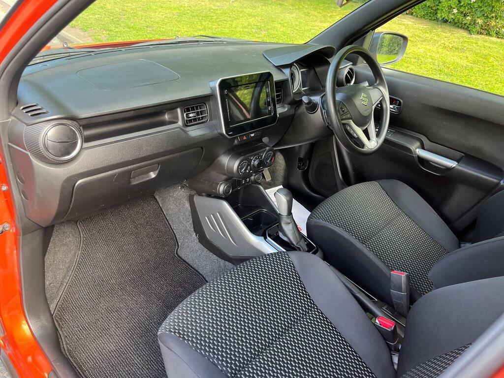 Suzuki Ignis Sz-t White #27