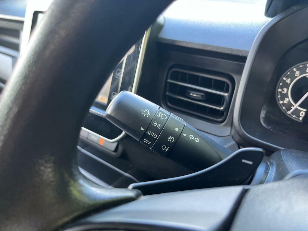 Suzuki Ignis Sz-t White #41