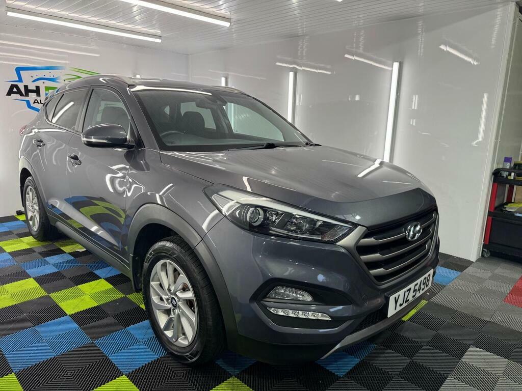 Hyundai Tucson 1.7 Crdi Blue Drive Se Nav Euro 6 S S YJZ5498 Grey #4