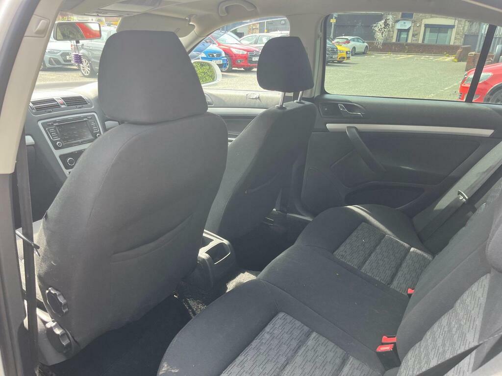 Skoda Octavia 1.6 Mpi Se Euro 5 White #4