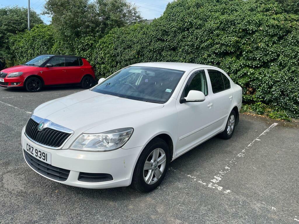 Skoda Octavia 1.6 Mpi Se Euro 5 White #5