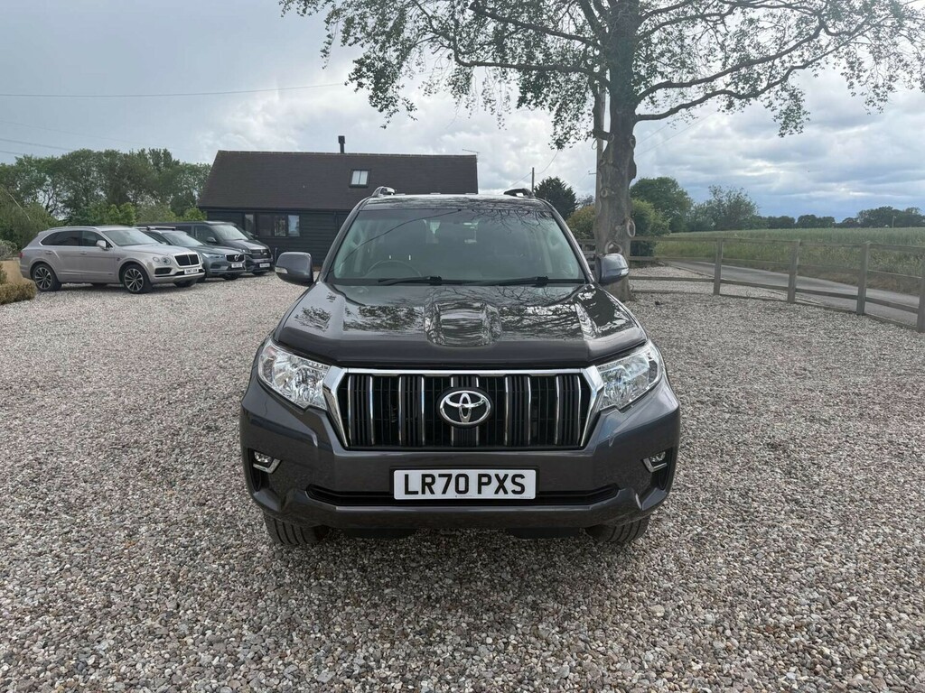 Toyota Land Cruiser 2.8 D-4d Active 5 Seats Grey #8