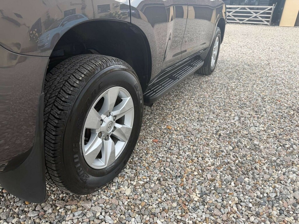 Toyota Land Cruiser 2.8 D-4d Active 5 Seats Grey #14