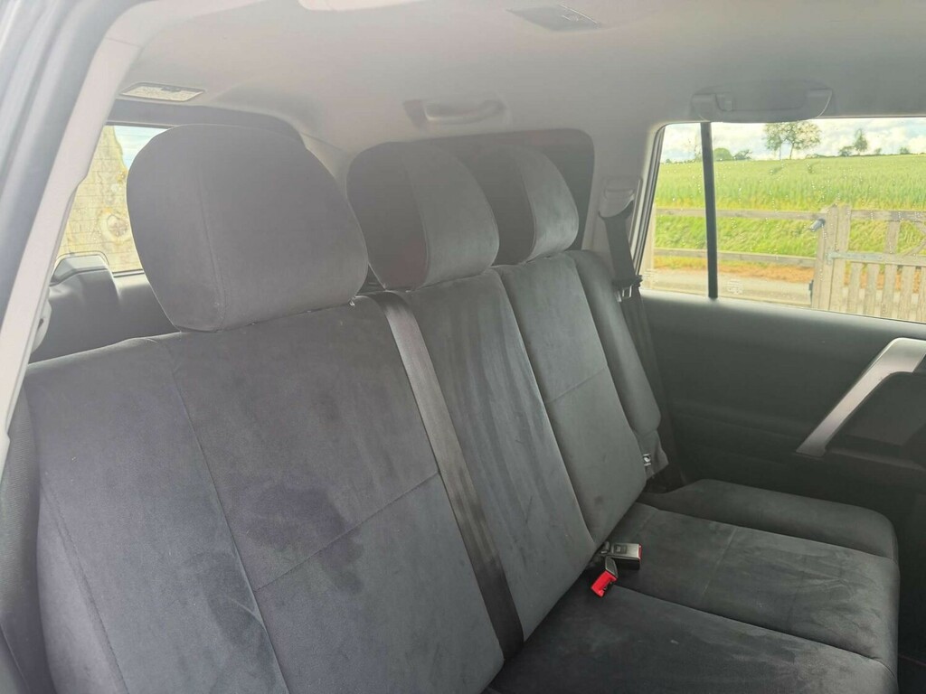 Toyota Land Cruiser 2.8 D-4d Active 5 Seats Grey #16
