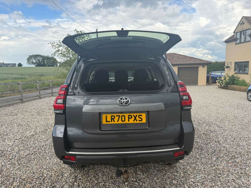 Toyota Land Cruiser 2.8 D-4d Active 5 Seats Grey #11
