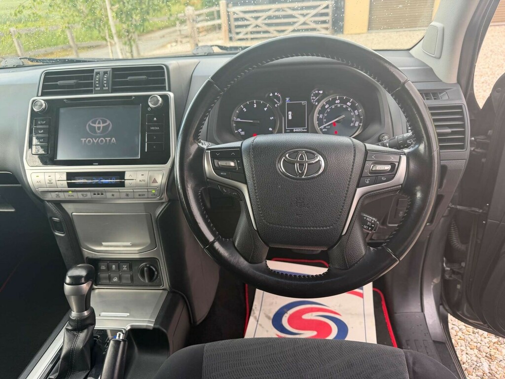Toyota Land Cruiser 2.8 D-4d Active 5 Seats Grey #20