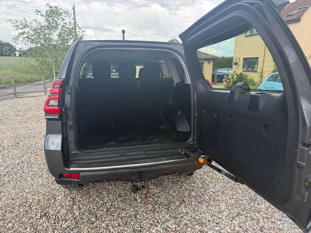 Toyota Land Cruiser 2.8 D-4d Active 5 Seats Grey #12