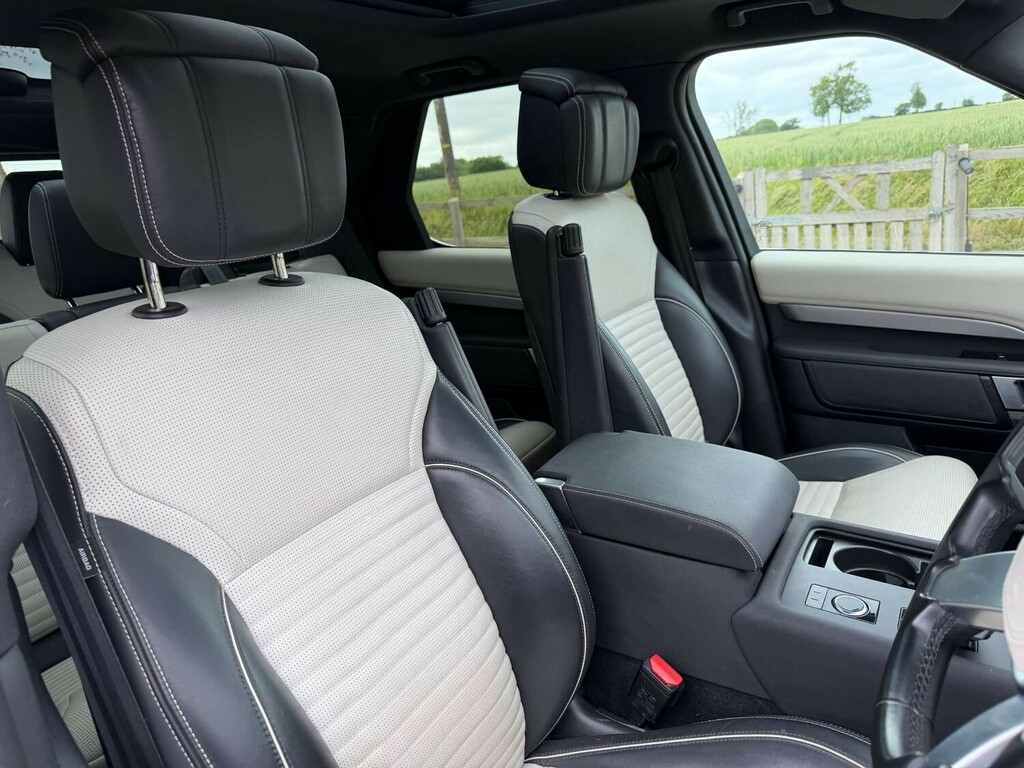 Land Rover Discovery 3 Discovery R-dynamic Hse D Mhev Black #19