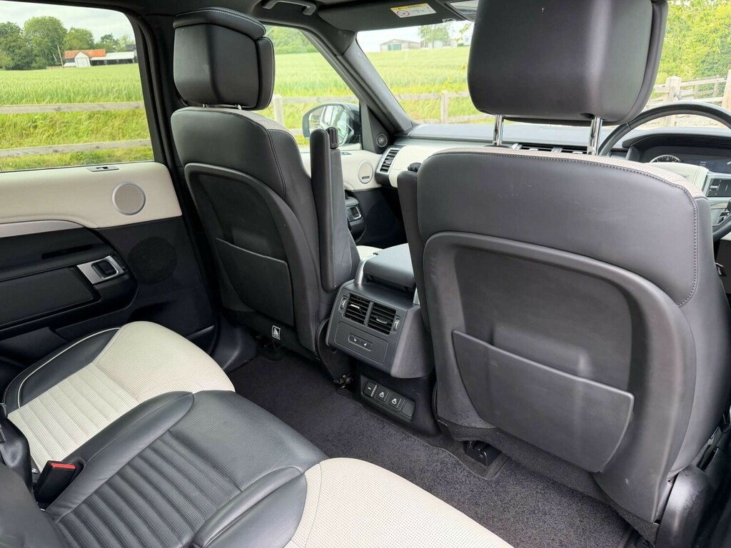 Land Rover Discovery 3 Discovery R-dynamic Hse D Mhev Black #18