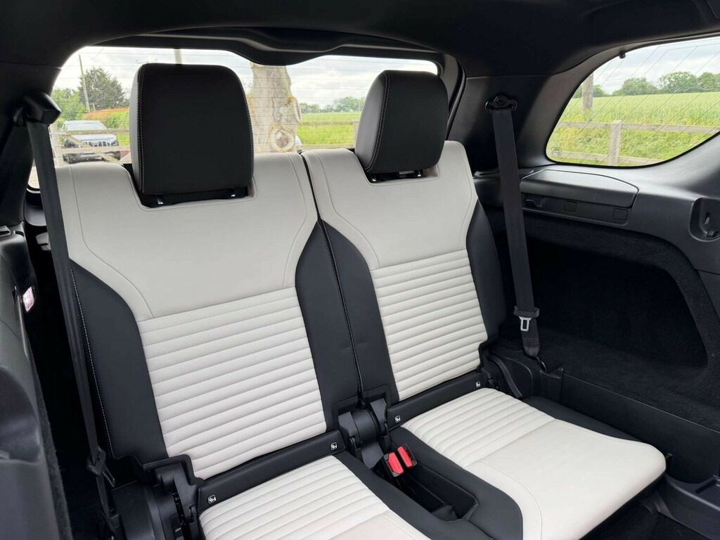 Land Rover Discovery 3 Discovery R-dynamic Hse D Mhev Black #16