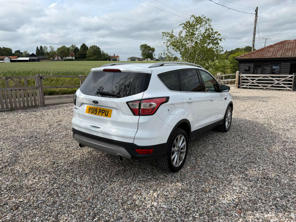 Ford Kuga 2.0 Tdci Titanium Edition 2Wd Hatchback YO19PPU White #4