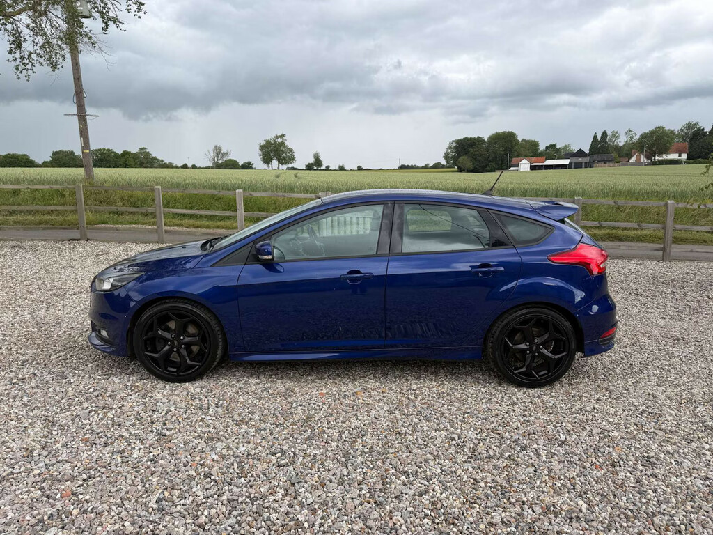 Ford Focus 2.0T Ecoboost St-2 Hatchback FY17VKU Blue #5