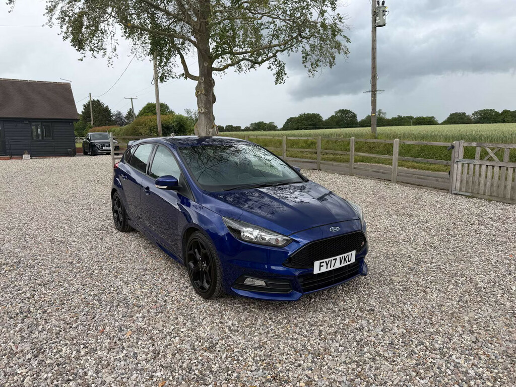 Ford Focus 2.0T Ecoboost St-2 Hatchback FY17VKU Blue