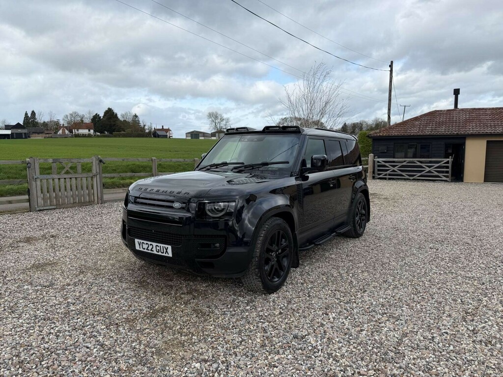 Land Rover Defender 3.0 Defender Hard Top Hse D Mhev 4Wd N Black