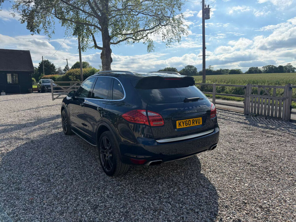 Porsche Cayenne S Hybrid Tiptronic S Estate Au Blue #2